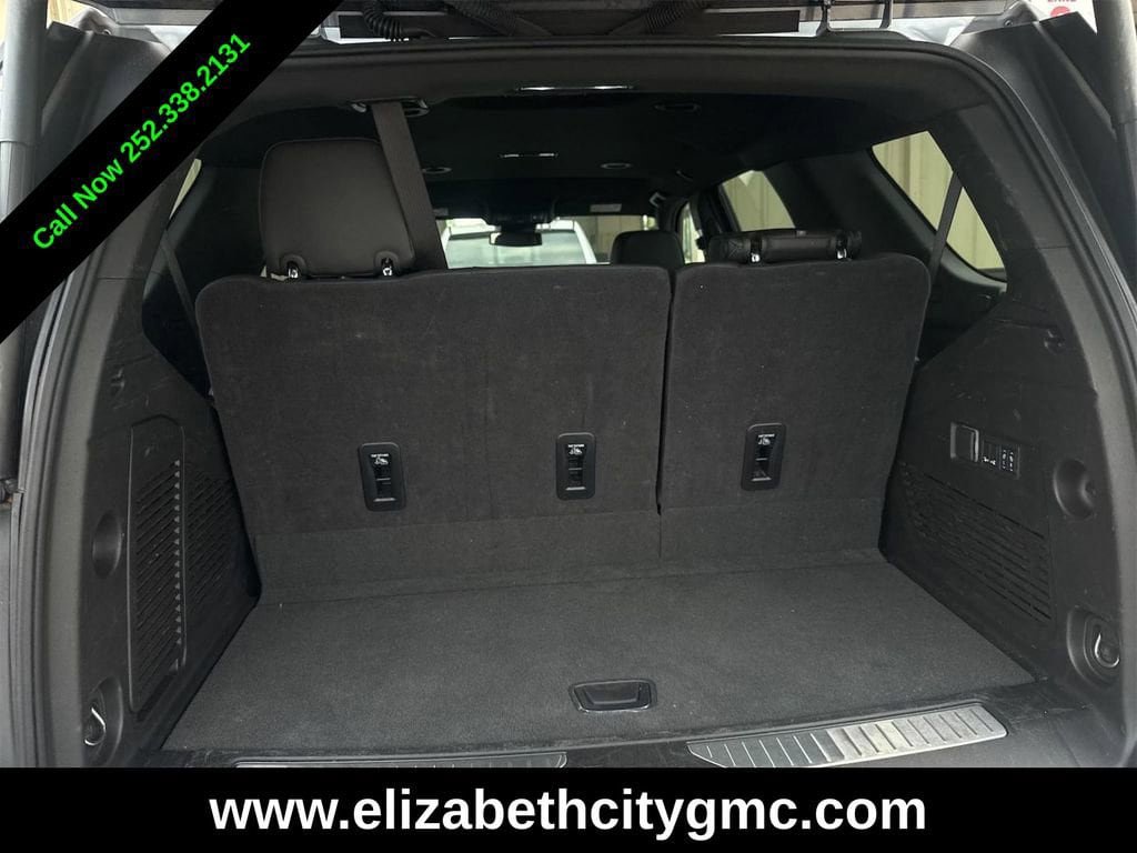 Used 2025 GMC Yukon Denali AWD/4WD image 7
