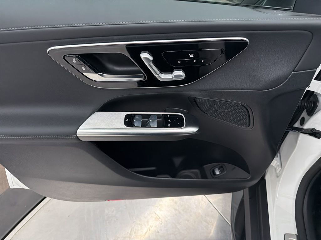 New 2026 Mercedes-Benz GLC 43 AMG 4MATIC image 17