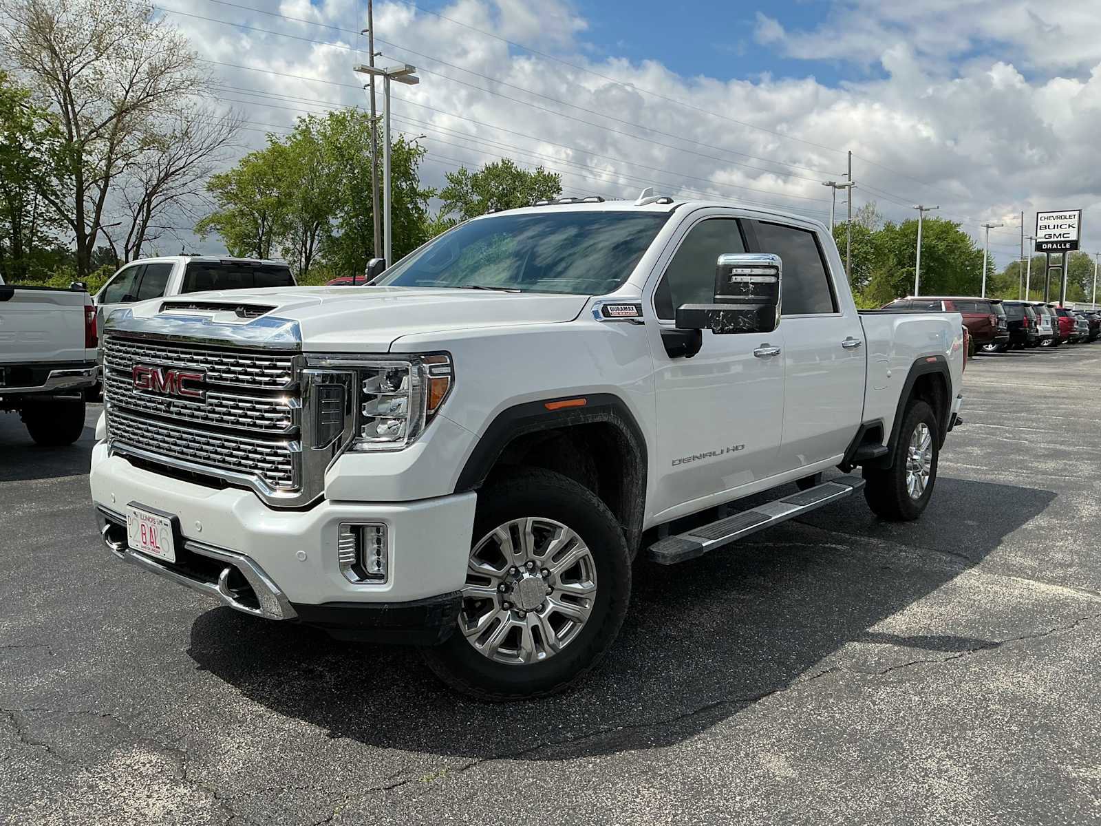Used 2023 GMC Sierra 2500 Denali w/ Denali Ultimate Package AWD/4WD image 3
