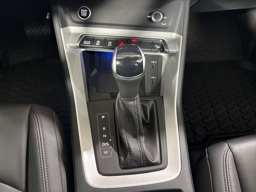 Used 2024 Audi Q3 2.0T Premium Plus w/ Premium Plus Package image 29