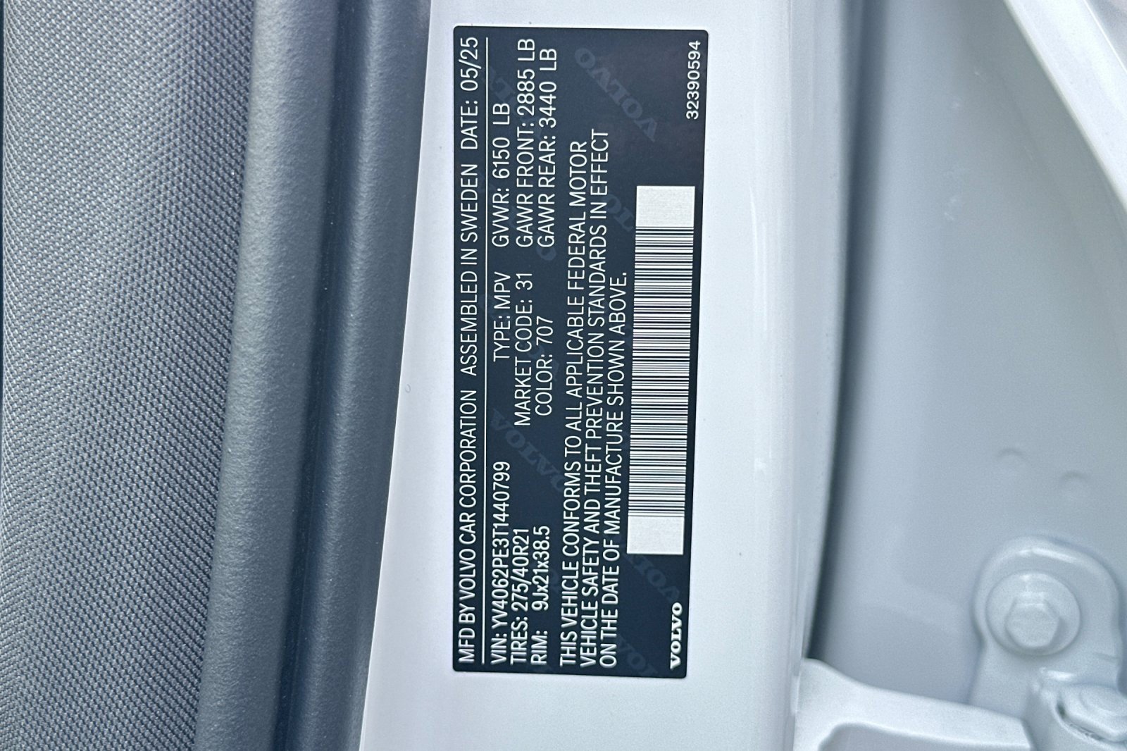 New 2026 Volvo XC90 B6 Plus w/ Protection Package Premier image 36