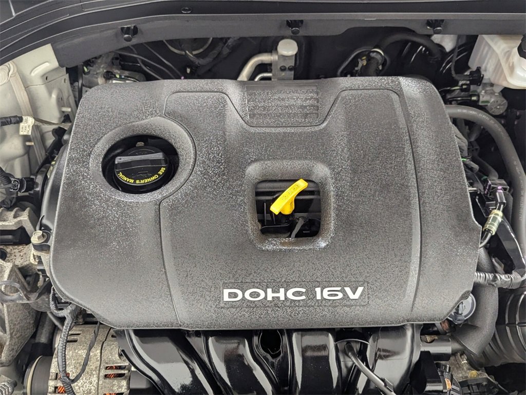 Used 2017 Hyundai Elantra SE image 10