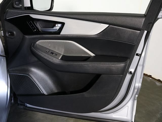 Certified 2023 Acura MDX SH-AWD w/ Technology Package image 34