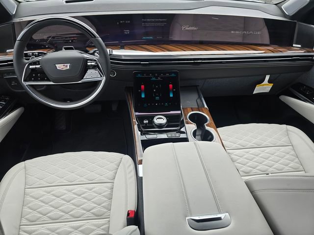 New 2026 Cadillac Escalade Platinum Sport AWD/4WD image 16