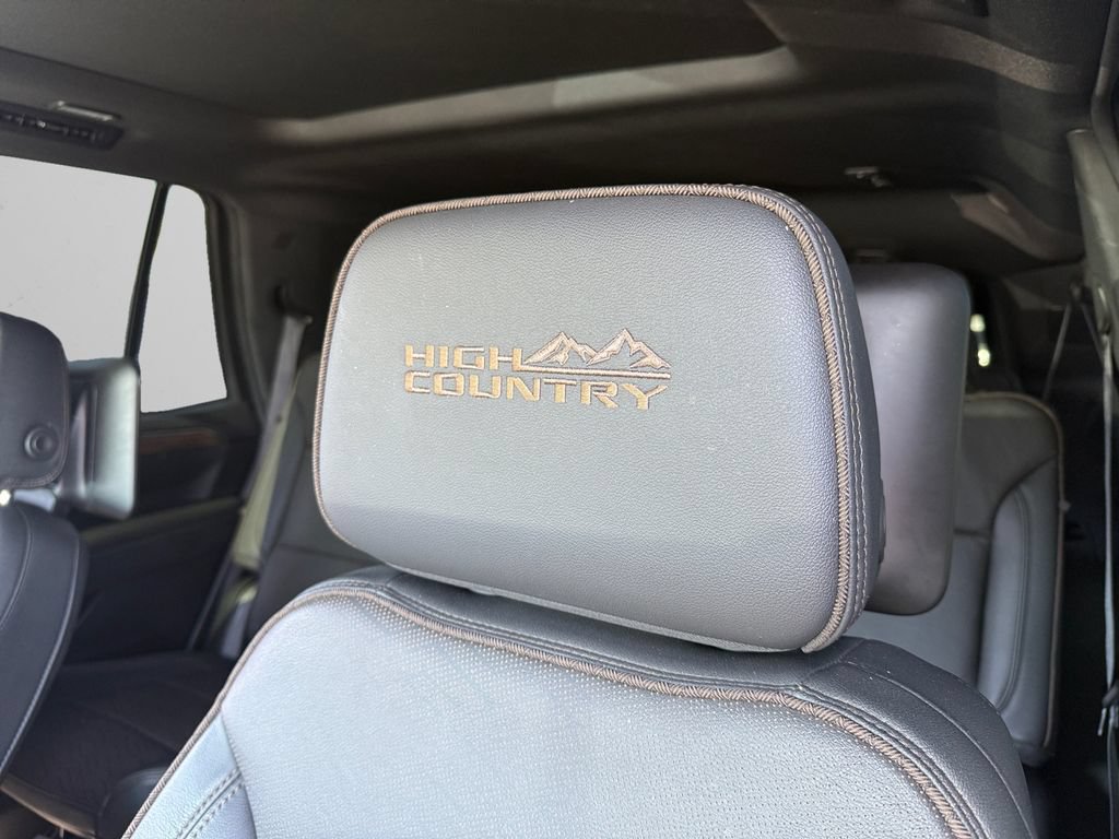 Used 2024 Chevrolet Tahoe High Country w/ Advanced Technology Package AWD/4WD image 17