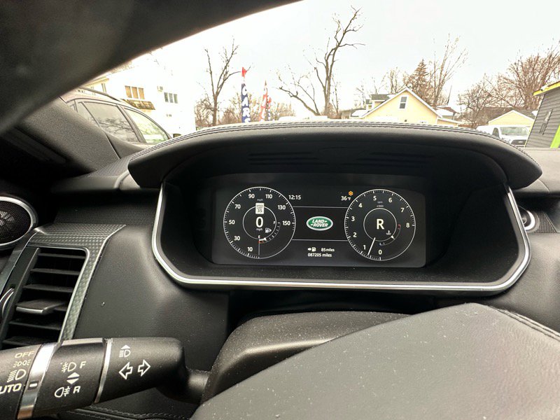 Used 2017 Land Rover Range Rover Sport HSE Dynamic image 10