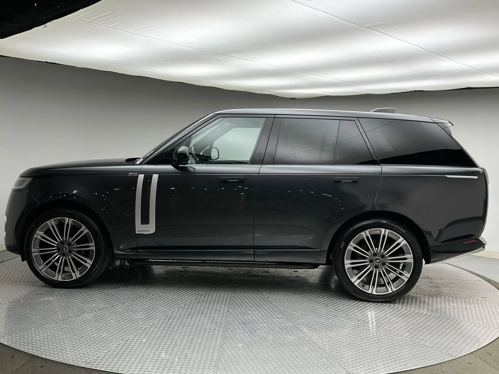 Certified 2025 Land Rover Range Rover Autobiography AWD/4WD image 10