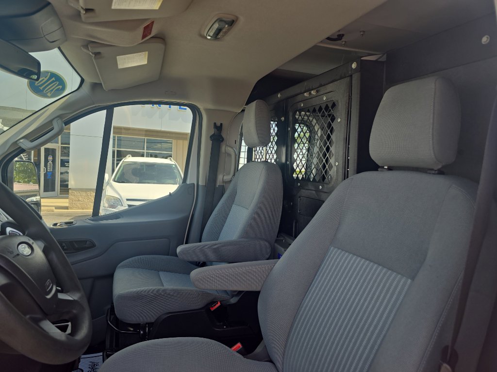 Used 2016 Ford Transit 250 Base image 16