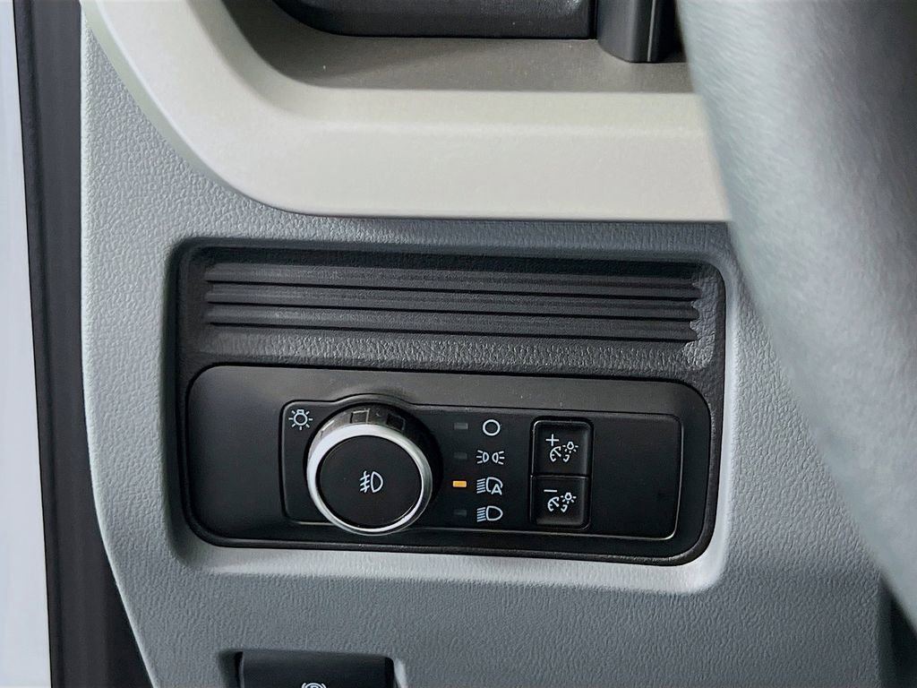 New 2025 Ford F350 XL w/ XL Chrome Package image 17