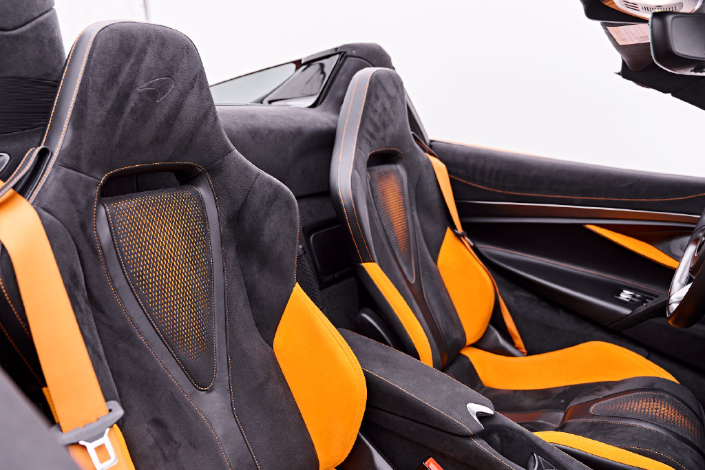 Used 2025 McLaren 750S Spider RWD image 59