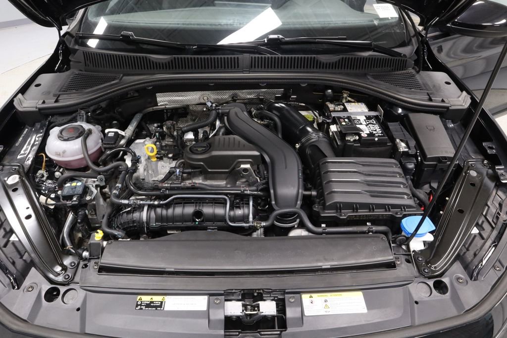 Used 2025 Volkswagen Jetta Sport FWD image 33