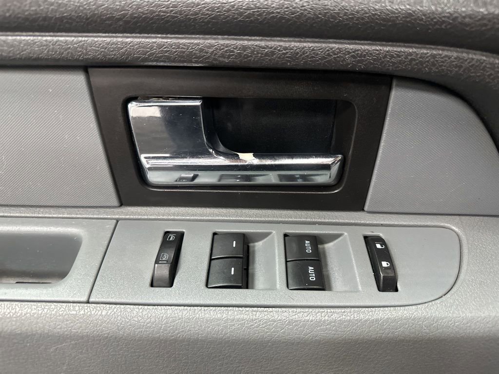 Used 2013 Ford F150 XLT w/ Trailer Tow Pkg image 20