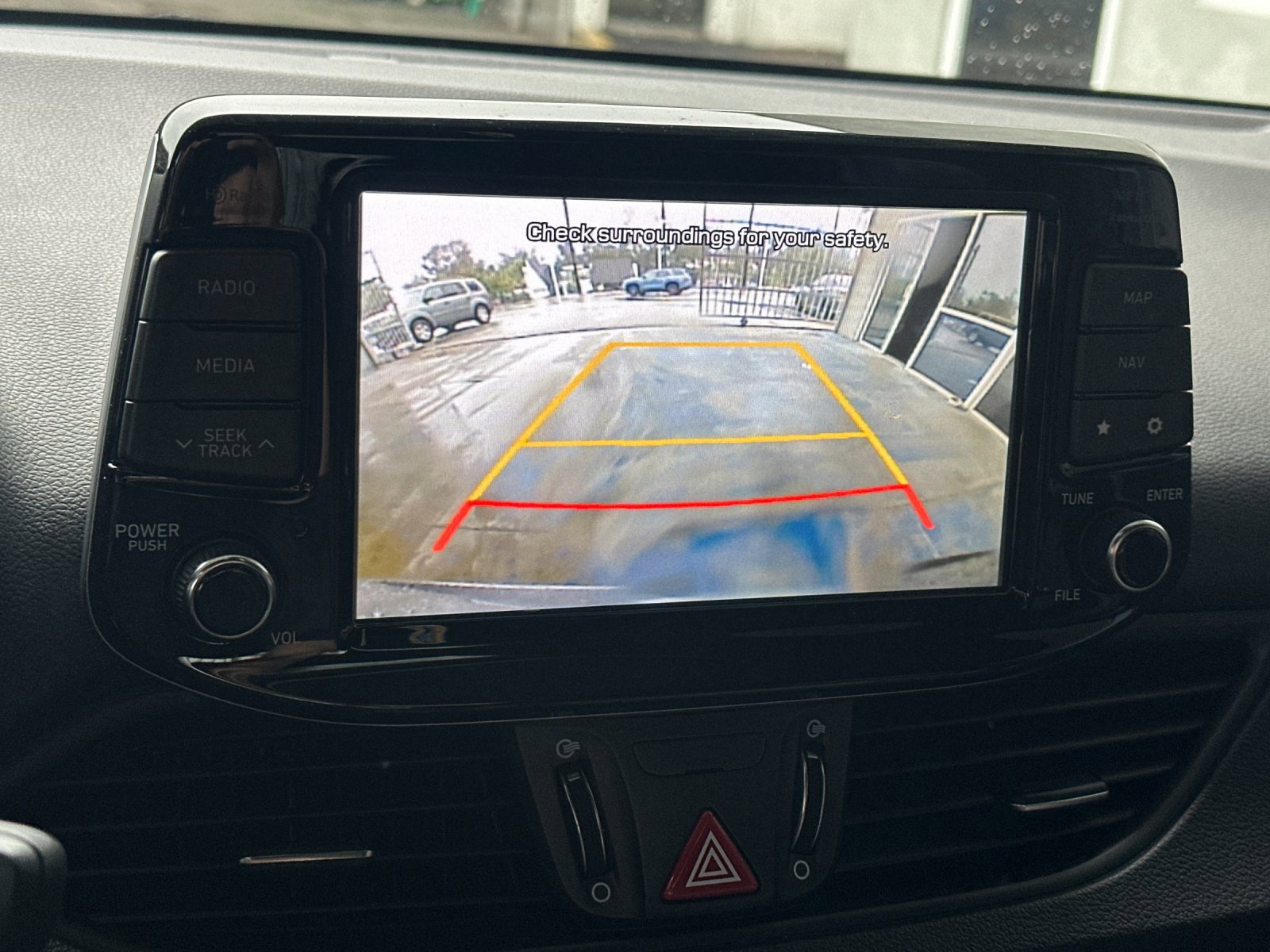 Used 2018 Hyundai Elantra GT Sport w/ Sport Tech Package 04 image 16