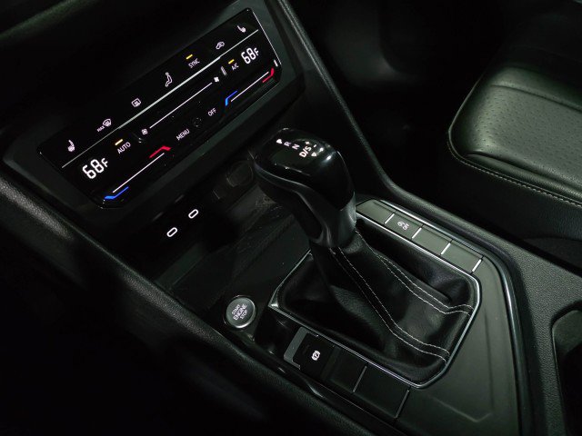 Used 2022 Volkswagen Tiguan SE FWD image 29