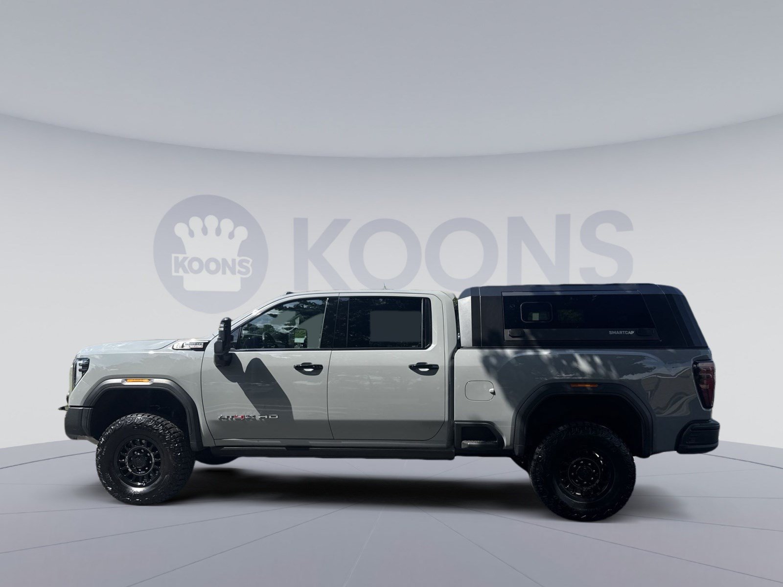 Used 2025 GMC Sierra 2500 AT4X w/ AT4X AEV Edition AWD/4WD image 2