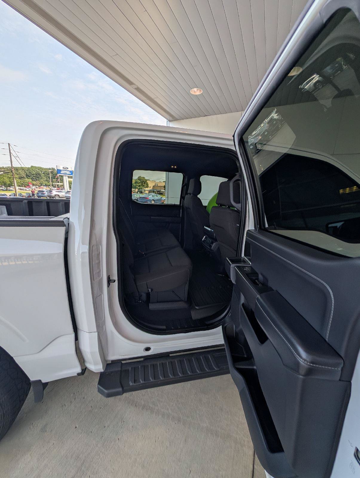 Used 2024 Ford F150 XLT w/ Equipment Group 302A MID AWD/4WD image 10
