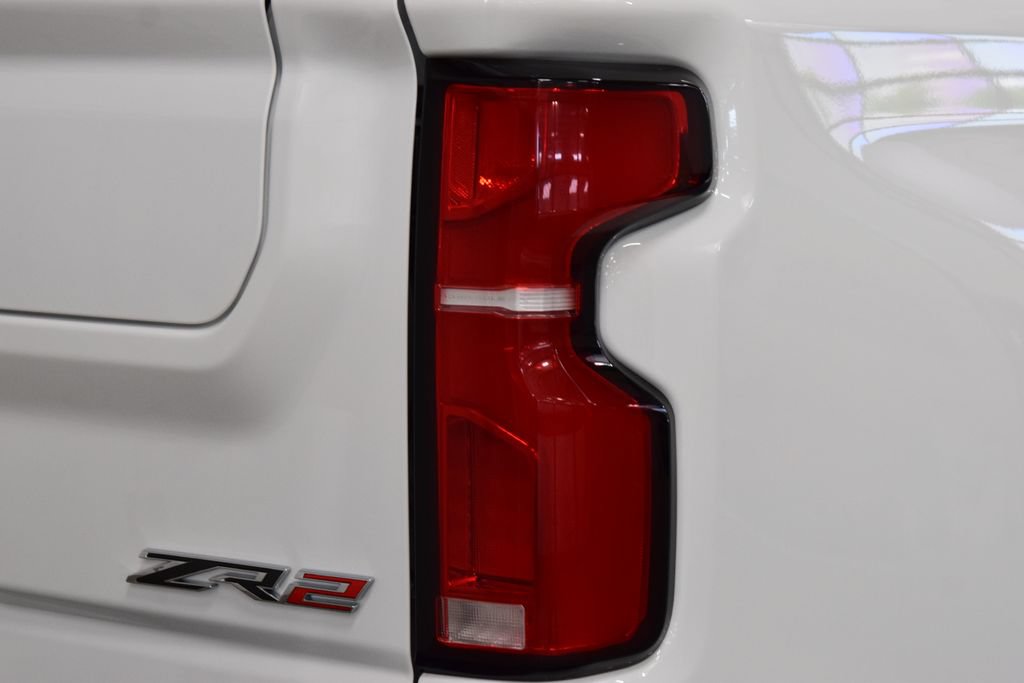 Used 2026 Chevrolet Silverado 2500 ZR2 AWD/4WD image 21