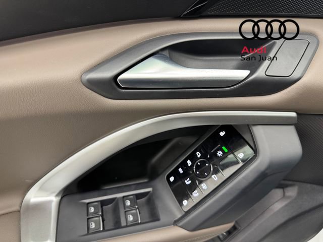 Used 2025 Audi Q5 Premium w/ Convenience Package image 30