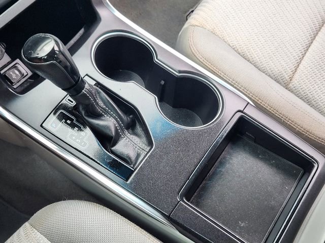 Used 2016 Toyota Camry LE image 20