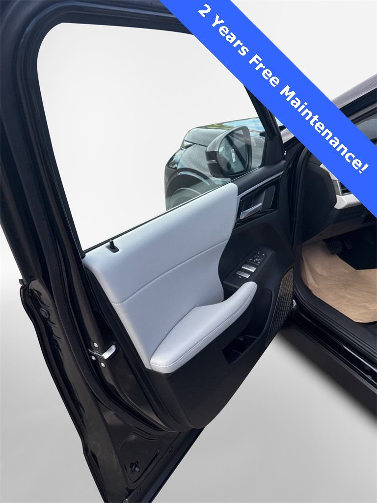 New 2025 Mitsubishi Outlander SE image 17