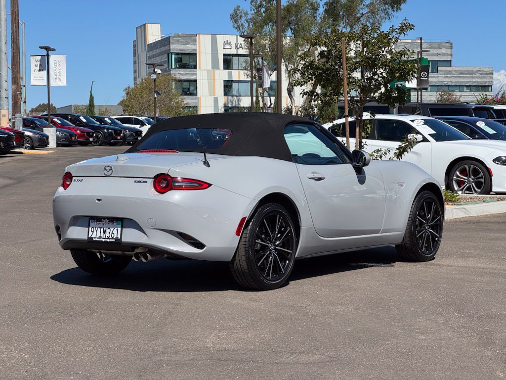 Certified 2025 MAZDA MX-5 Miata Grand Touring w/ Weather Package RWD image 32