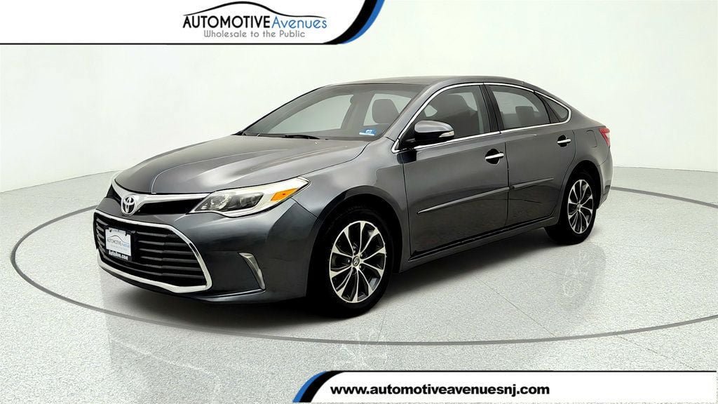 Used 2016 Toyota Avalon XLE Plus FWD image 1