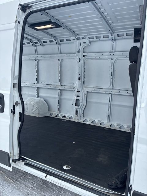 Used 2023 RAM ProMaster 2500 image 23