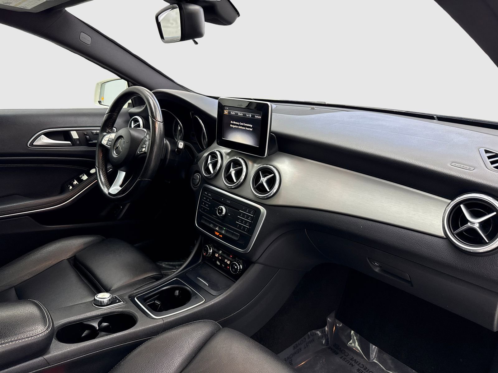 Used 2017 Mercedes-Benz GLA 250 image 41