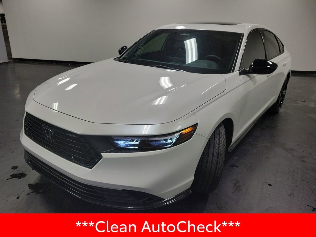 Used 2025 Honda Accord Sport image 4