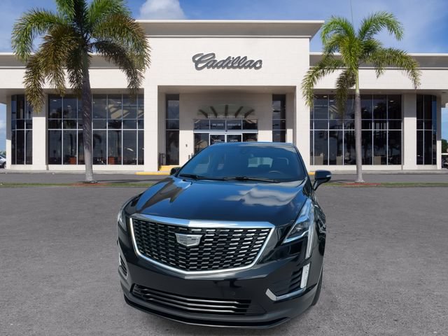 Certified 2023 Cadillac XT5 Luxury w/ LPO, Floor Liner Package FWD image 4
