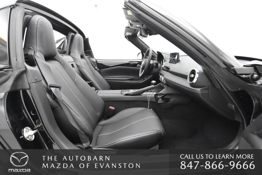 New 2025 MAZDA MX-5 Miata RF Grand Touring image 25