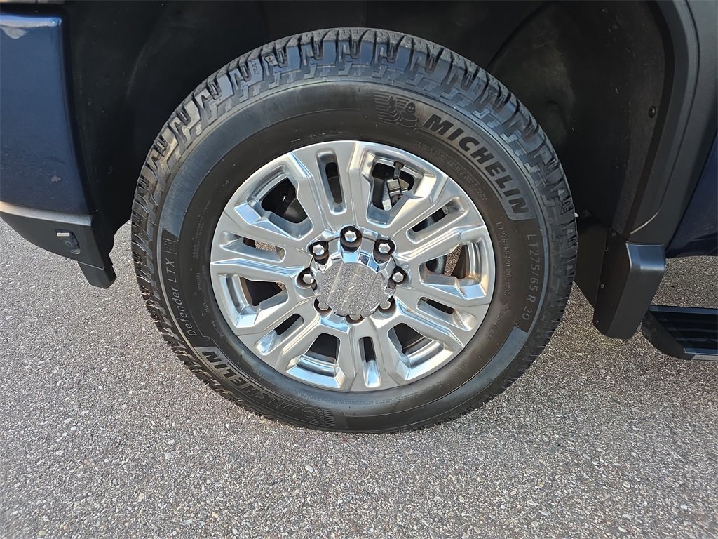 Certified 2023 GMC Sierra 3500 Denali w/ Denali Ultimate Package image 41