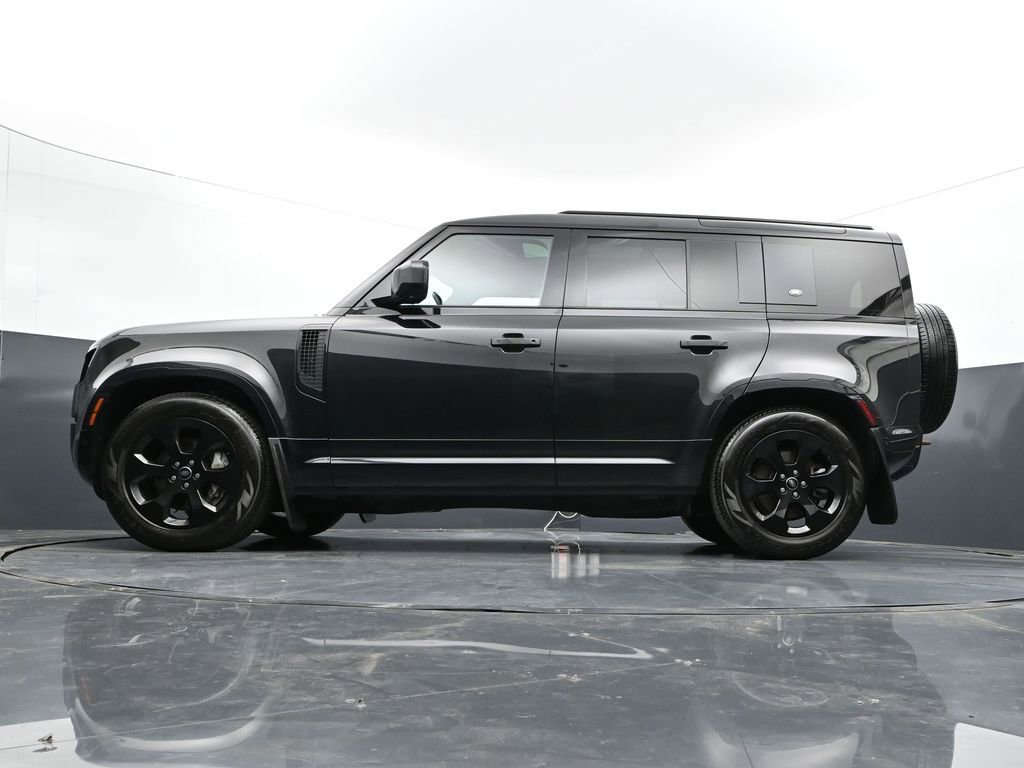 Used 2023 Land Rover Defender 110 X-Dynamic SE AWD/4WD image 43