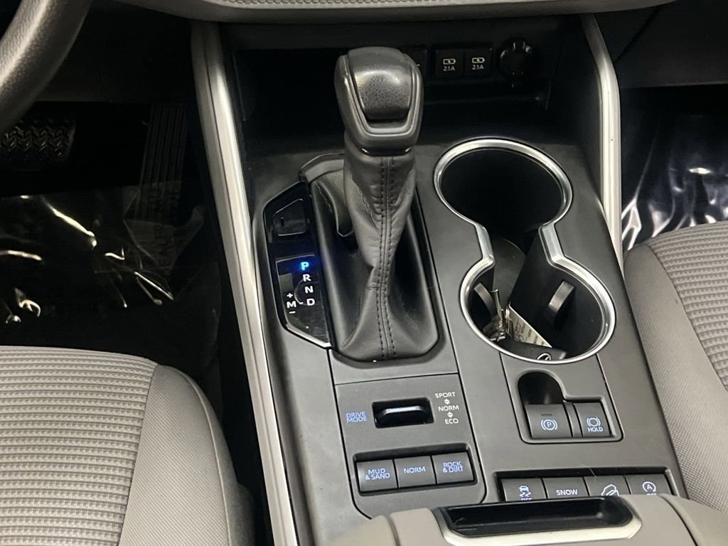 Used 2020 Toyota Highlander L image 20