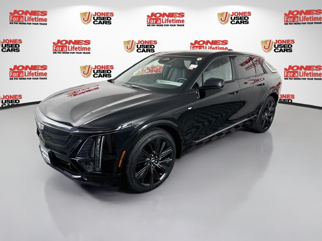 Used 2024 Cadillac Lyriq Sport AWD/4WD image 15