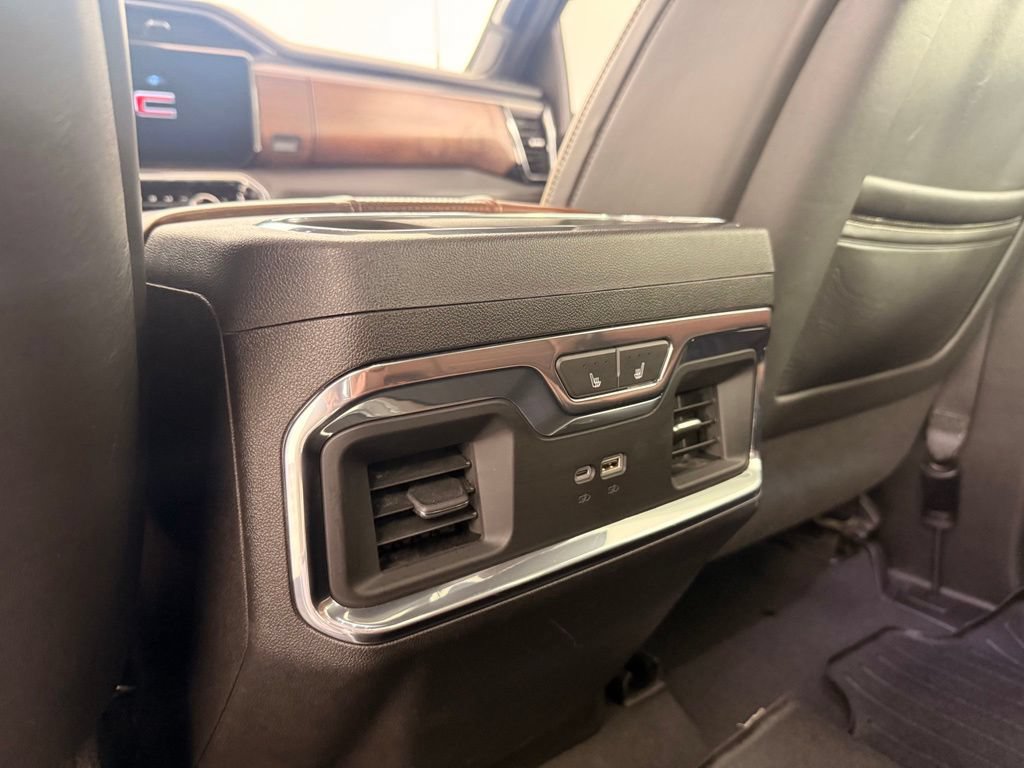 Used 2024 GMC Sierra 3500 Denali Ultimate AWD/4WD image 50