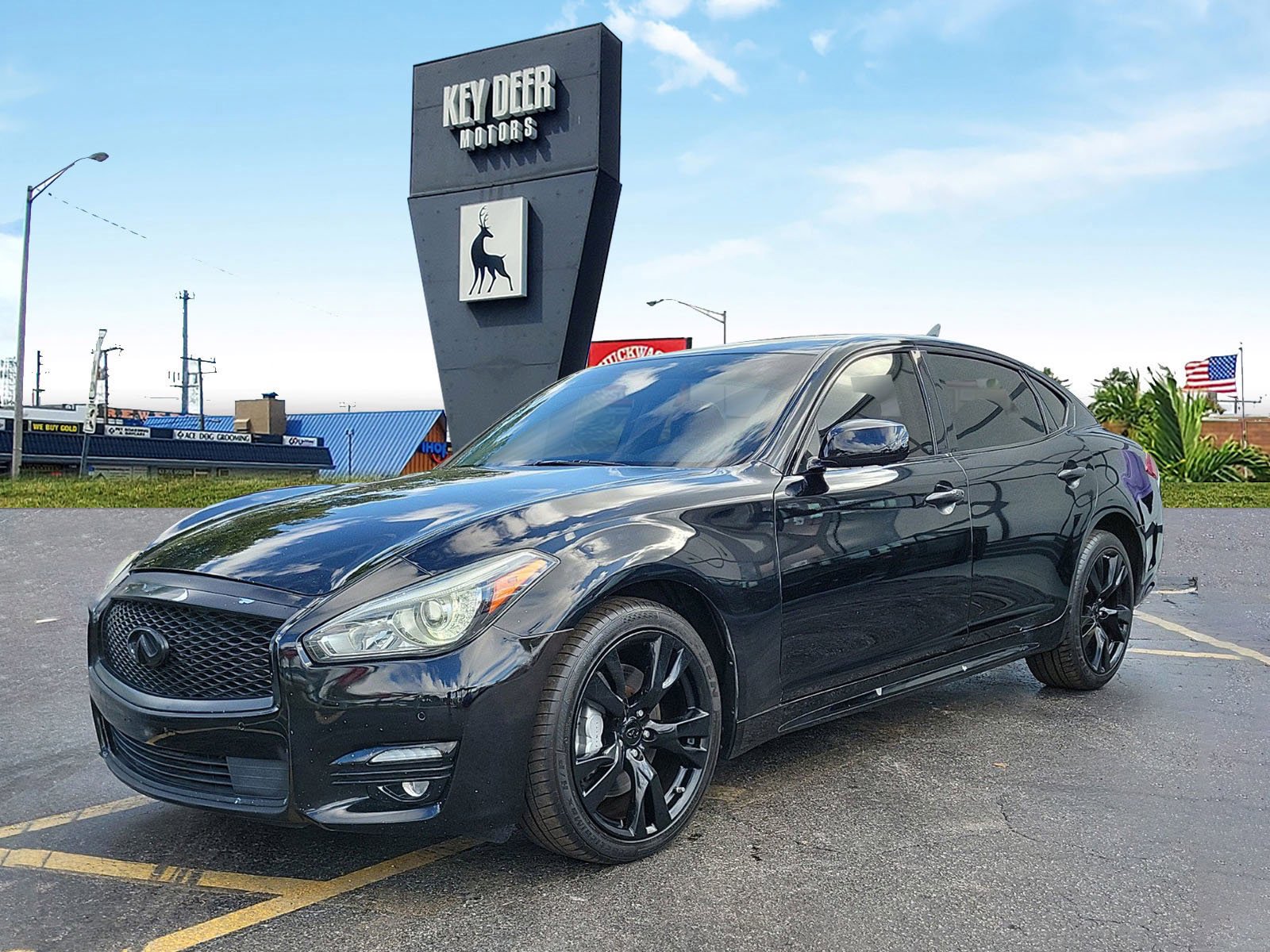 Used 2015 INFINITI Q70 L 5.6 image 1