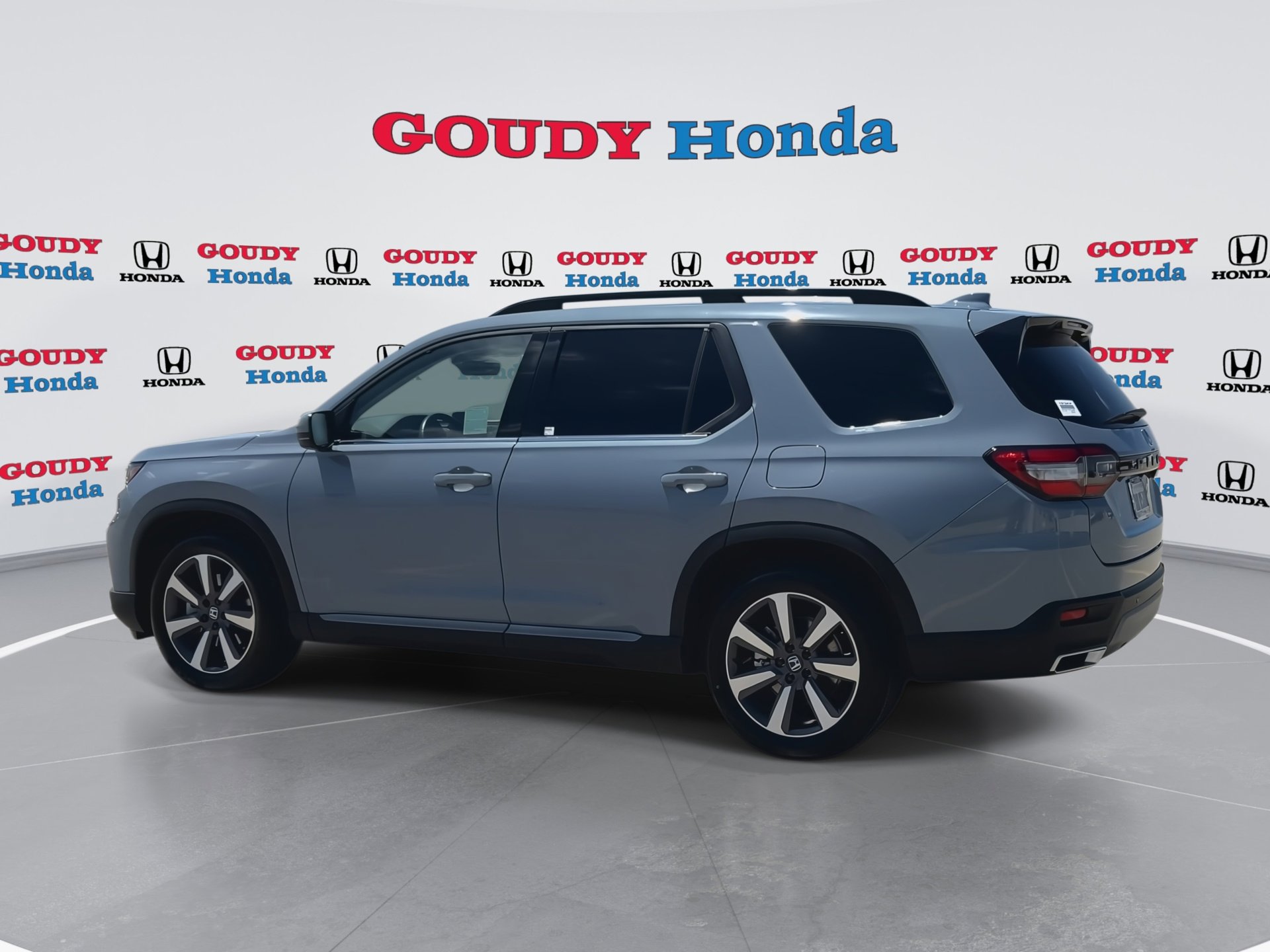 Certified 2023 Honda Pilot Touring image 6
