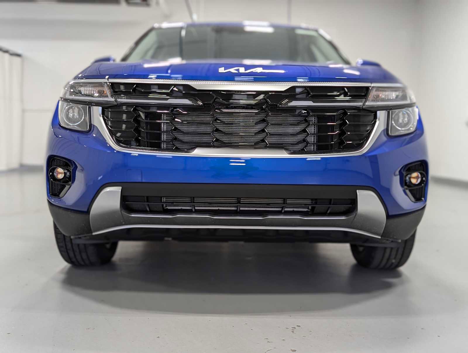 New 2026 Kia Seltos S image 2