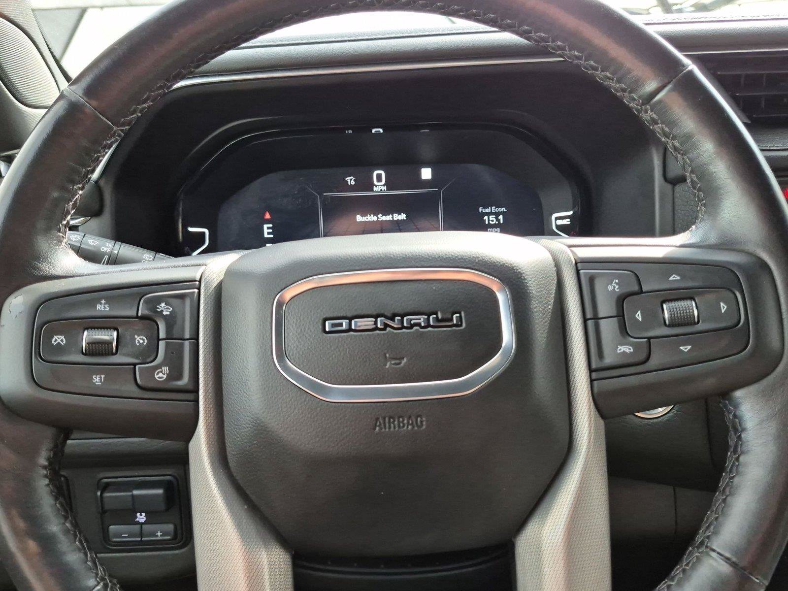 Used 2022 GMC Yukon Denali w/ Denali Ultimate Package AWD/4WD image 17
