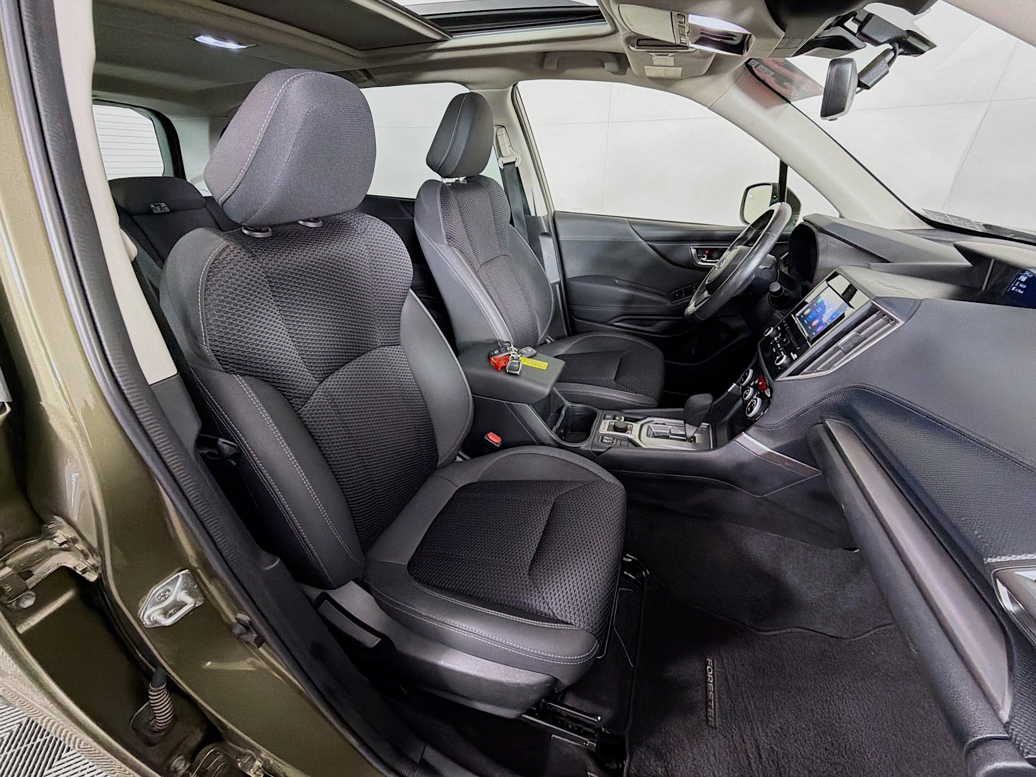 Used 2023 Subaru Forester Premium image 28