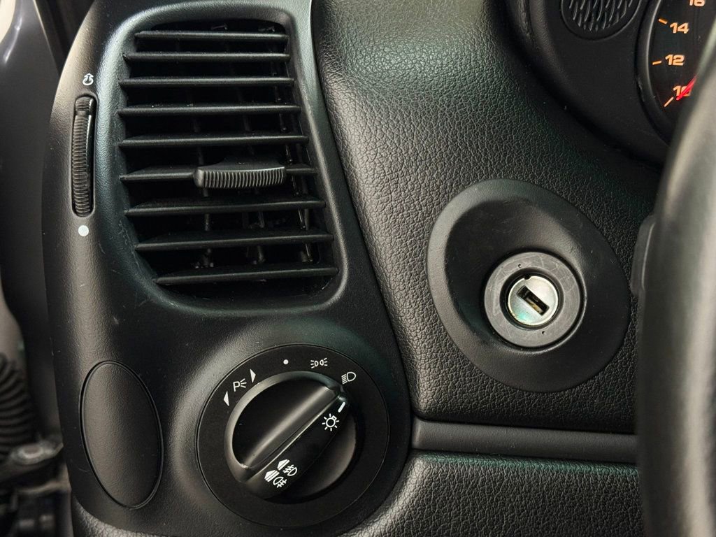 Used 2002 Porsche 911 Cabriolet image 53