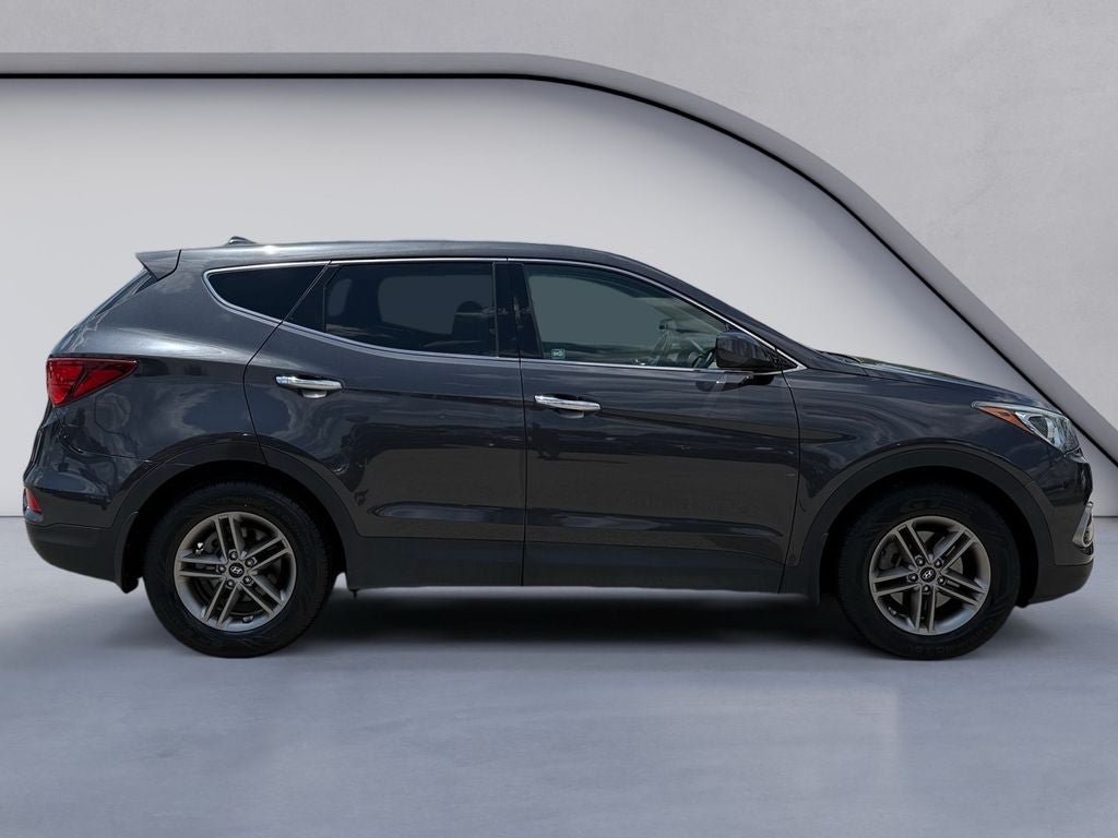 Used 2017 Hyundai Santa Fe Sport FWD image 6
