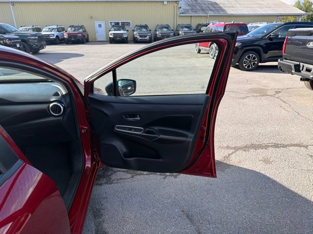 Used 2024 Nissan Versa SR w/ Trunk Package FWD image 30