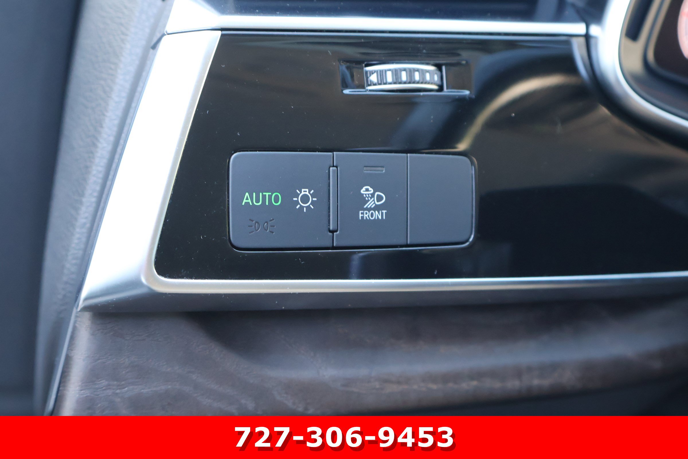 Used 2020 Audi Q7 3.0T Premium Plus AWD/4WD image 24
