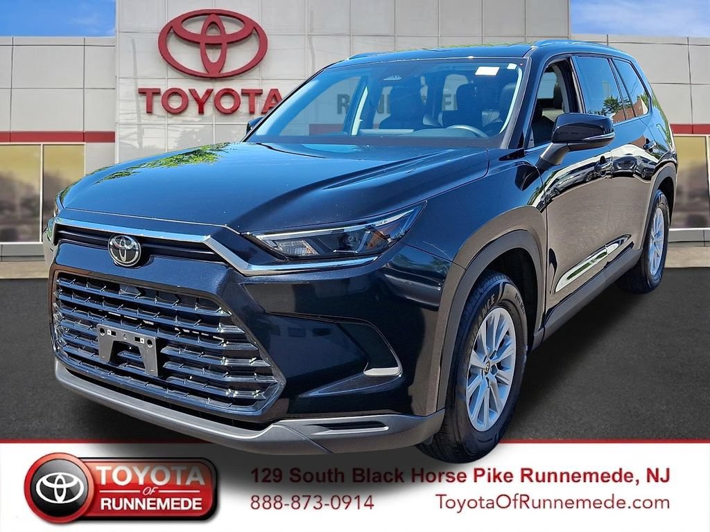 Certified 2025 Toyota Grand Highlander AWD image 3