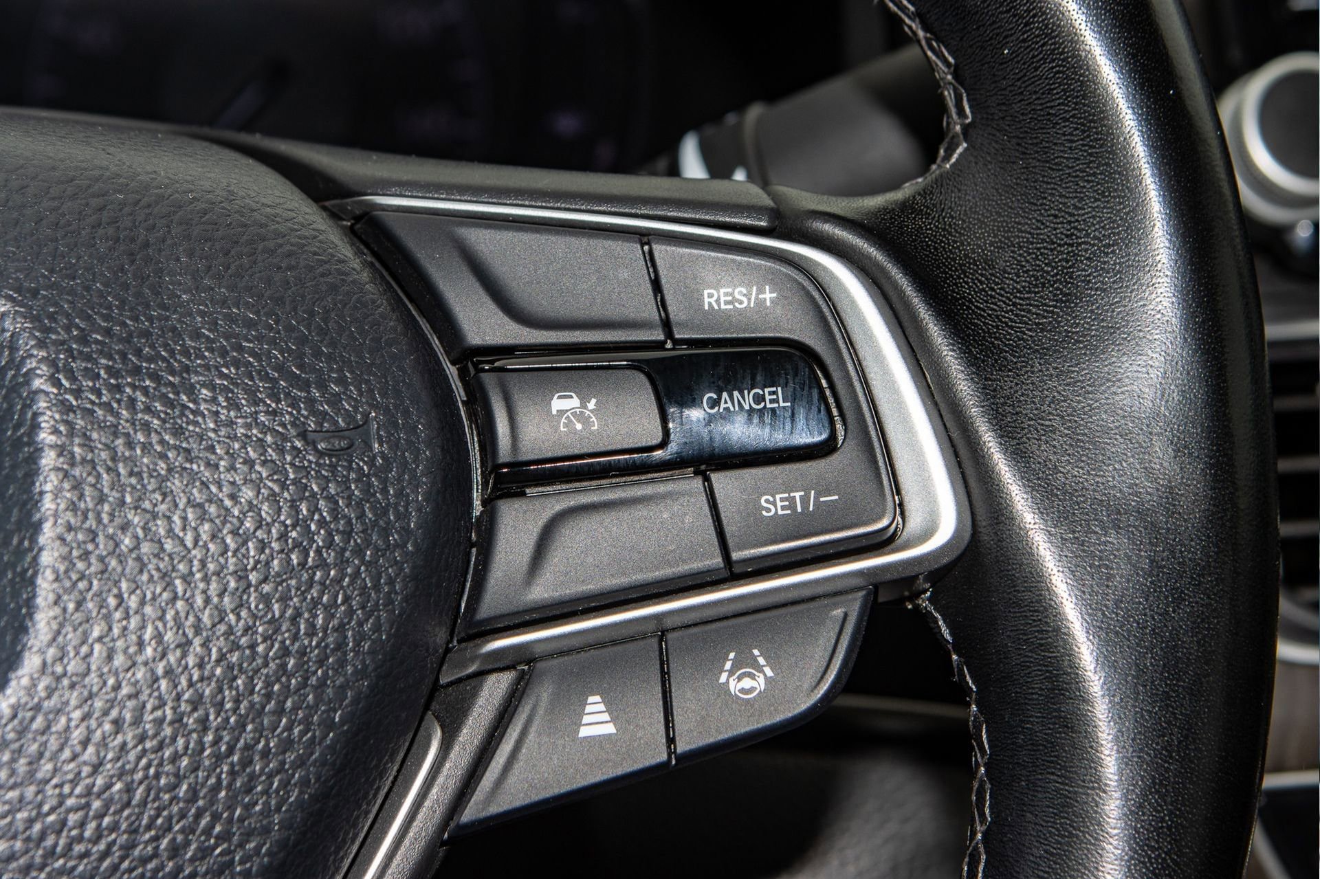 Certified 2021 Honda Accord EX-L image 29