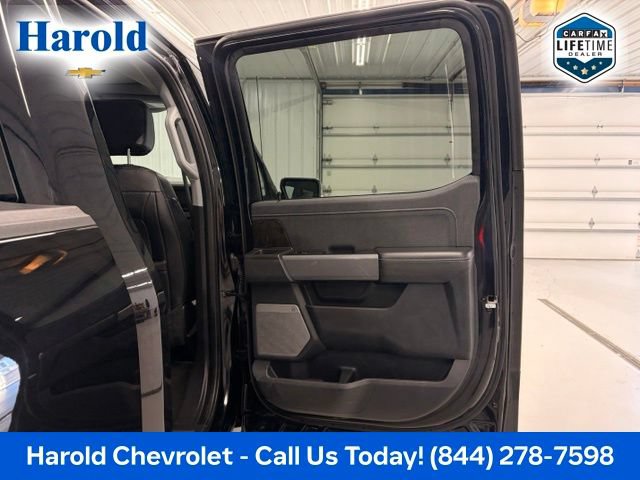 Used 2022 Ford F150 Lariat w/ Equipment Group 502A High AWD/4WD image 8