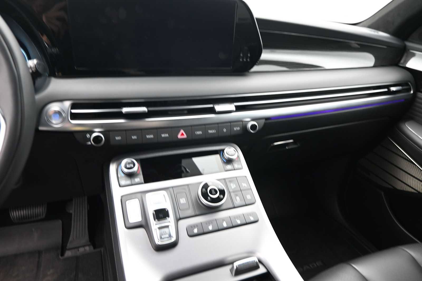 Used 2025 Hyundai Palisade Calligraphy AWD/4WD image 16