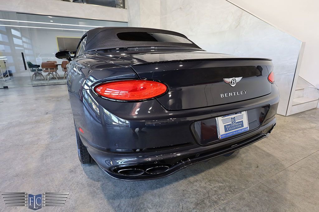 Used 2022 Bentley Continental GT image 10